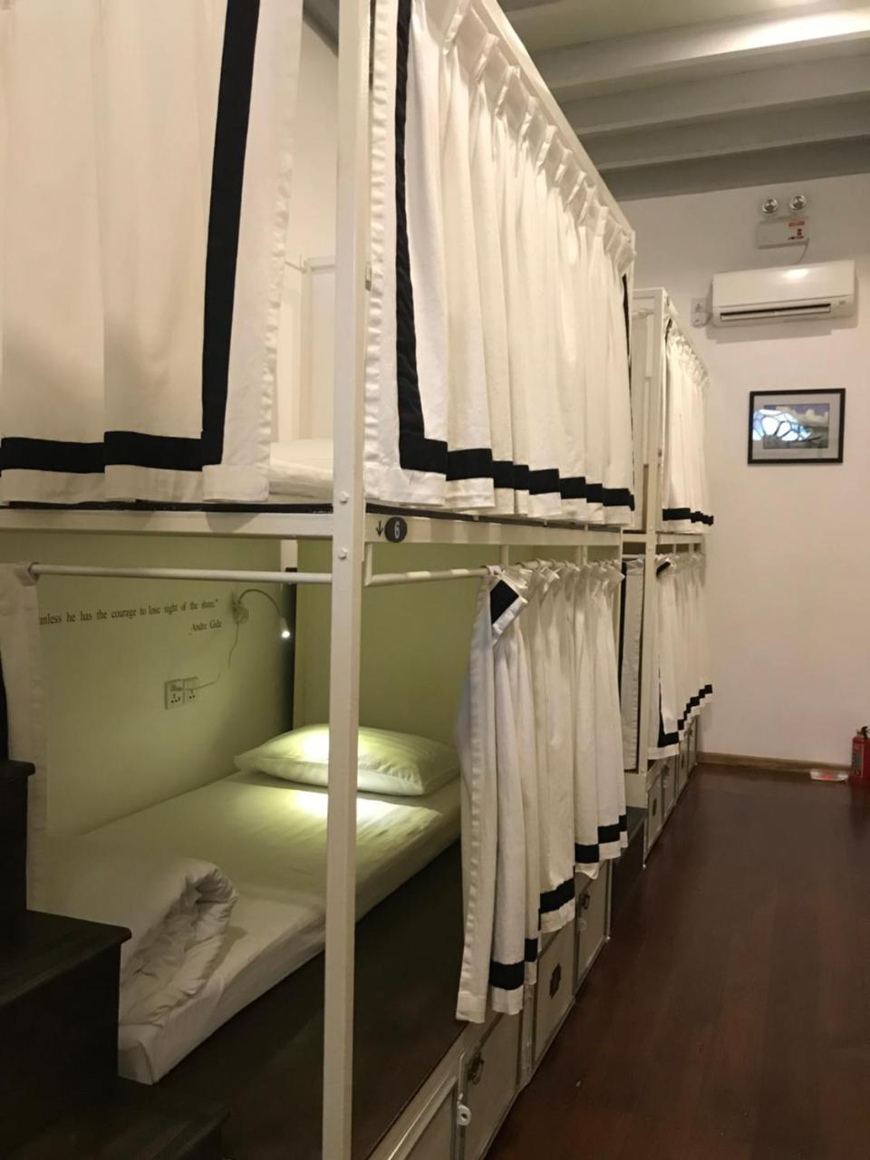 Baobabed Hostel Yangon, Myanmar Esterno foto